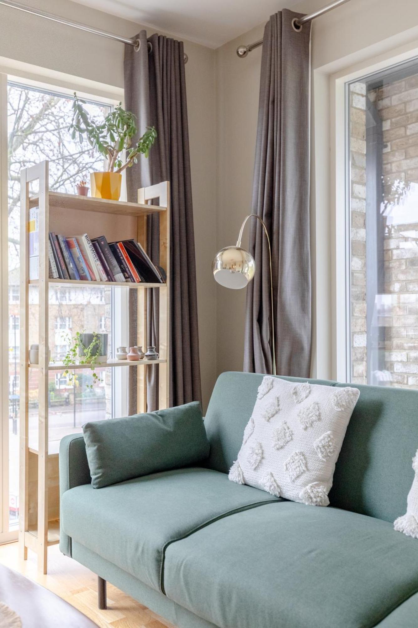 & Modern 1bd Flat With Balcony Hackney!